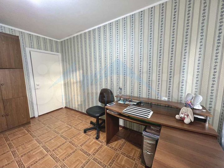 3-к. квартира, 76 м², 3/9 эт.