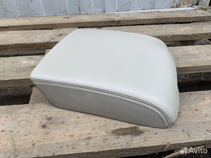 Крышка подлокотника Range Rover L322 рестайл