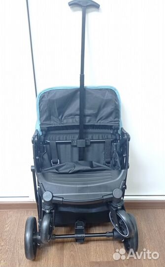 Коляска прогулочная luxmom
