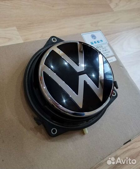 Ручка/кнопка багажника Polo Liftback