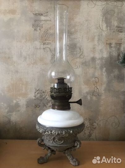 Антикварная керосиновая лампа. Шпиатр