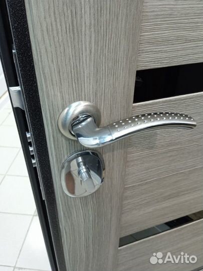 Дверь входная