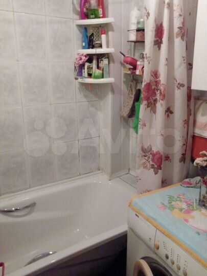 Комната 20 м² в 3-к., 1/2 эт.