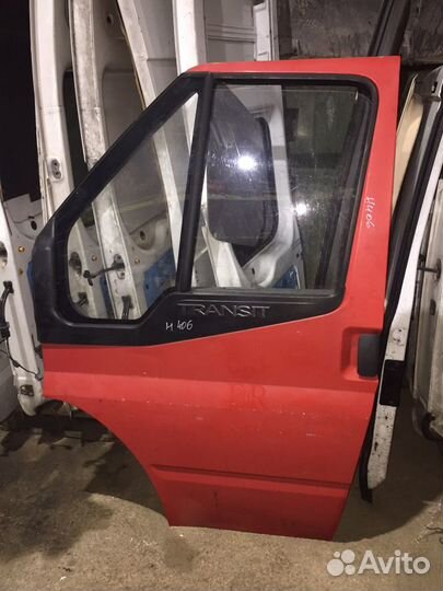 Дверь левая на Форд Транзит
