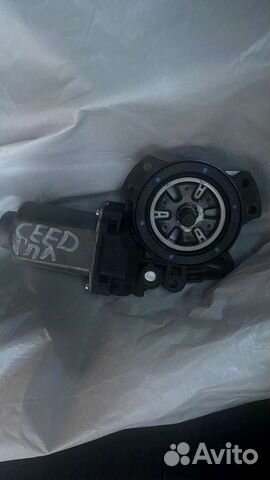 Мотор стеклоподъемника передний левый Kia Ceed ED