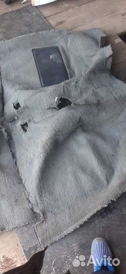 Серый ковролин ваз 2106