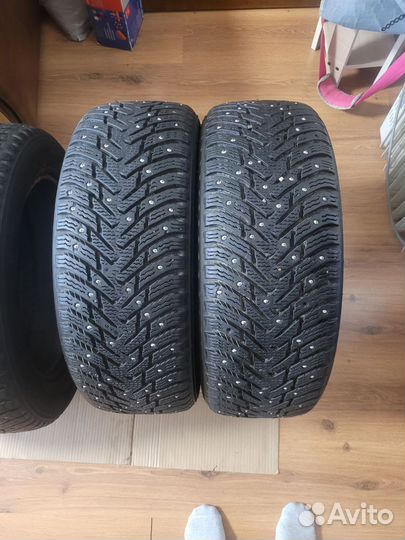 Nokian Tyres Hakkapeliitta 8 215/55 R16
