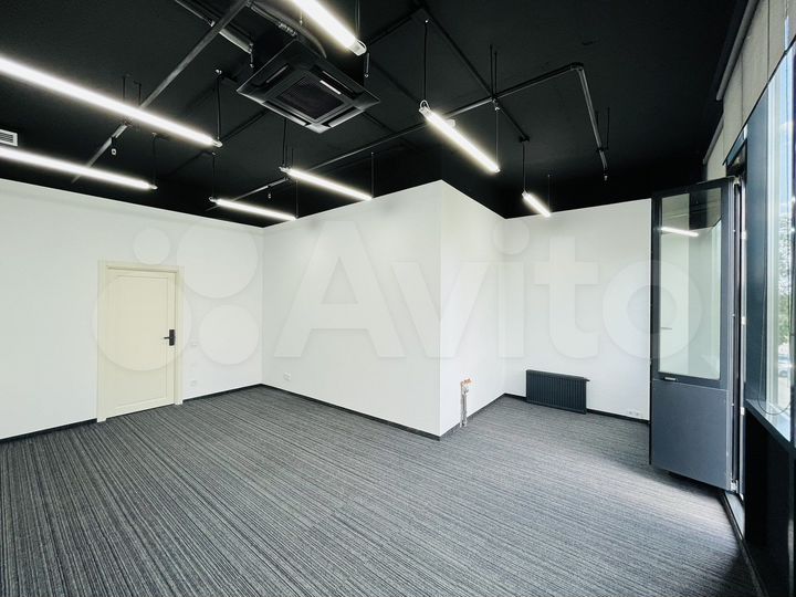 Панорамный Офис, 27.7 м²Вода, Парковка, Центр