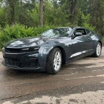 Chevrolet Camaro 2.0 AT, 2020, 28 000 км, с пробегом, цена 2 550 000 руб.