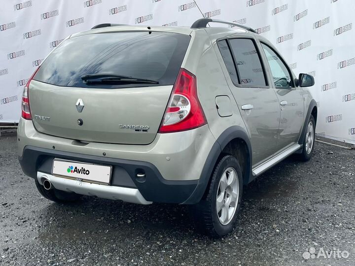 Renault Sandero Stepway, 2012