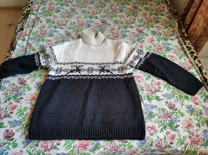 Свитер теплый вязанный фабричный