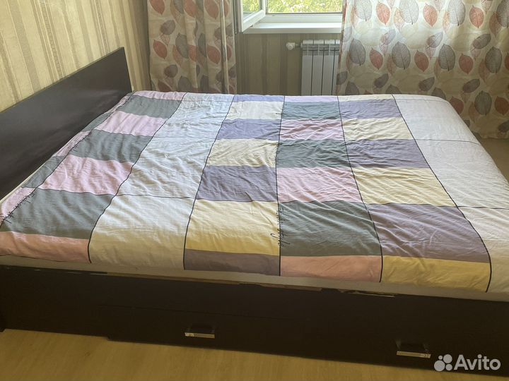 Спальный гарнитур