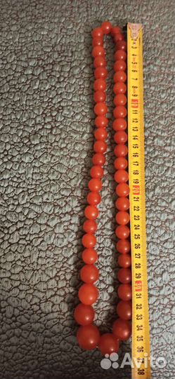 Бусы 1958 год бакелит