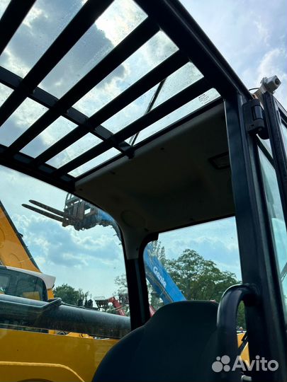 Телескопический погрузчик JCB 535-95, 2015