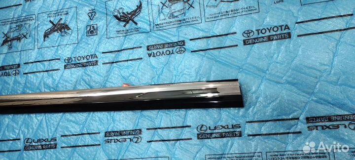 Молдинг двери Lexus Ls 460, Ls 600H перед L 12-17