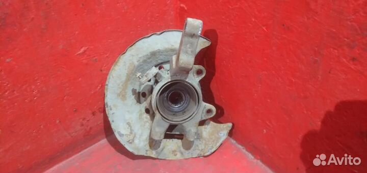 Калина кулак передний левый Гранта Приора абс