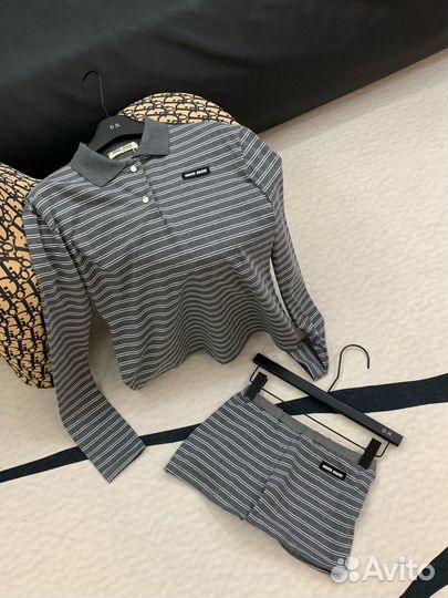 Лонгслив и Шорты Miu Miu