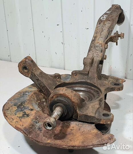 Кулак поворотный передний левый Honda C-RV 1