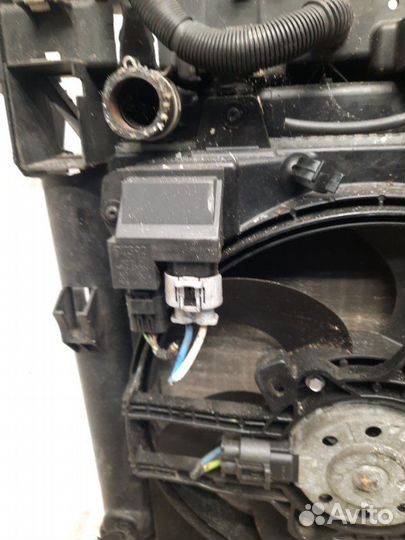 Диффузор вентилятора Peugeot 207 хэтчбэк 3 дв. 1.4