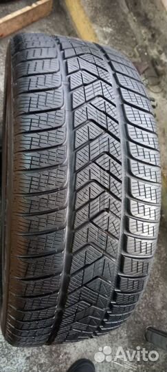 Pirelli Scorpion Winter 255/45 R20 101V