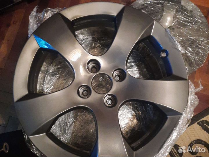 Диски литые r17 4x108