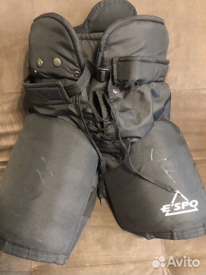 Продается хоккейная-вратарская форма