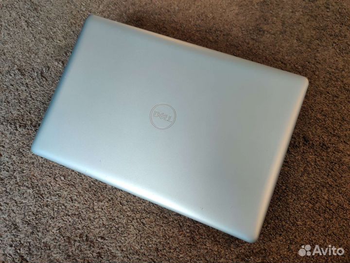 Dell 17.3/i7 10gen/16gb/mx230/SSD512