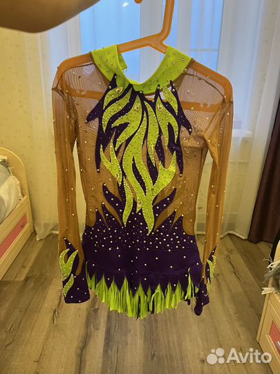 Купальник гимнастический для выступлений