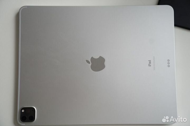 Apple iPad Pro 12.9 (2020) 128 гб Wi-Fi, silver