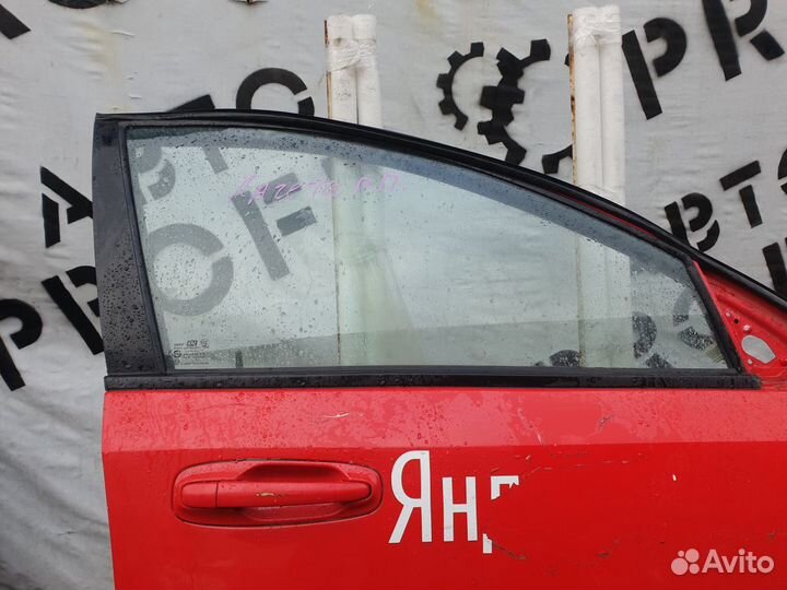 Стекло двери передней правой Chevrolet Lacetti