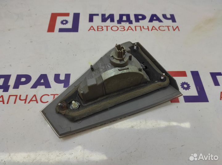 Фонарь задний внутренний правый Subaru Impreza (G1