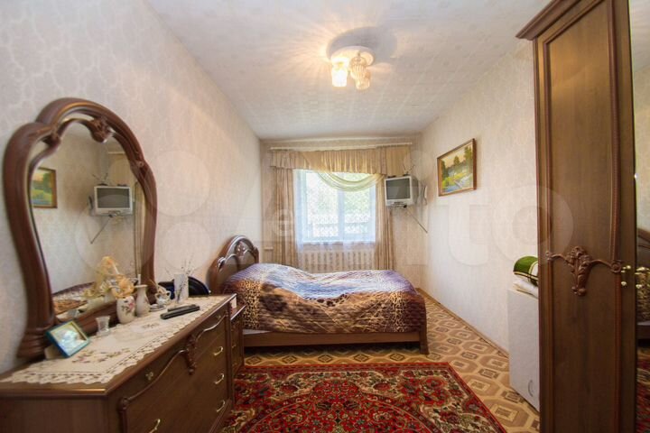 Дом 217 м² на участке 12,3 сот.