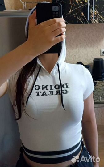 Футболки разные