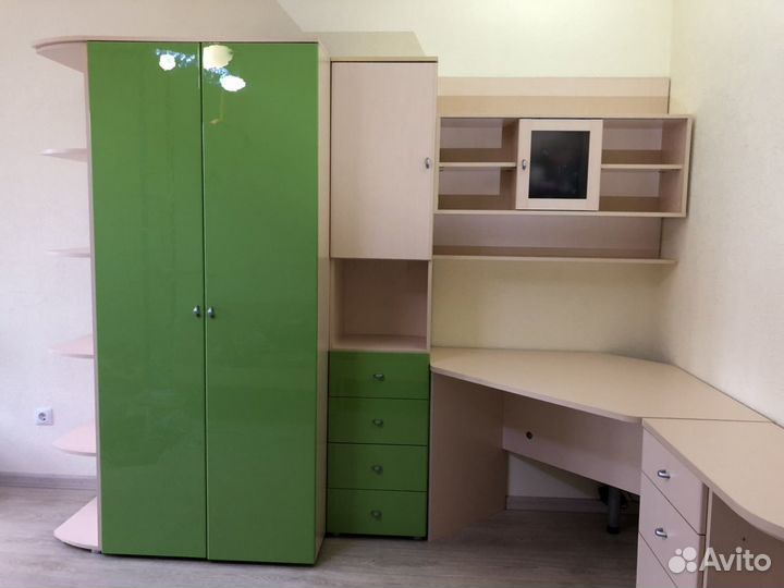 Детская: Шкафы, стол. Дятьково. Лимитированная