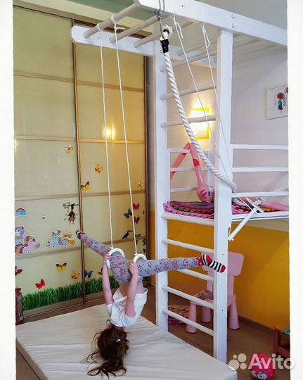 Шведская стенка с балконом и аксессуарами