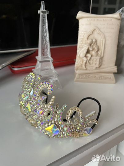 Украшение для художественной гимнастики