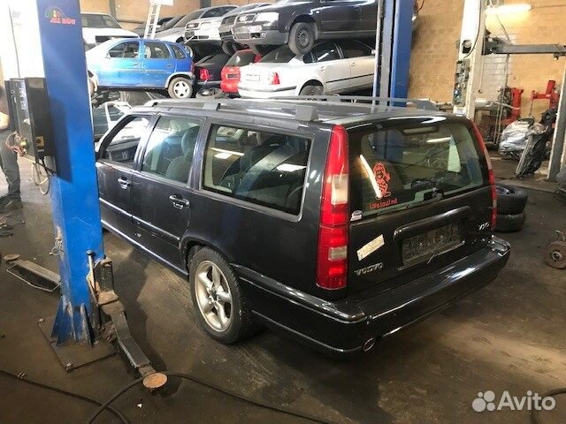 Разбор на запчасти Volvo S70 / V70