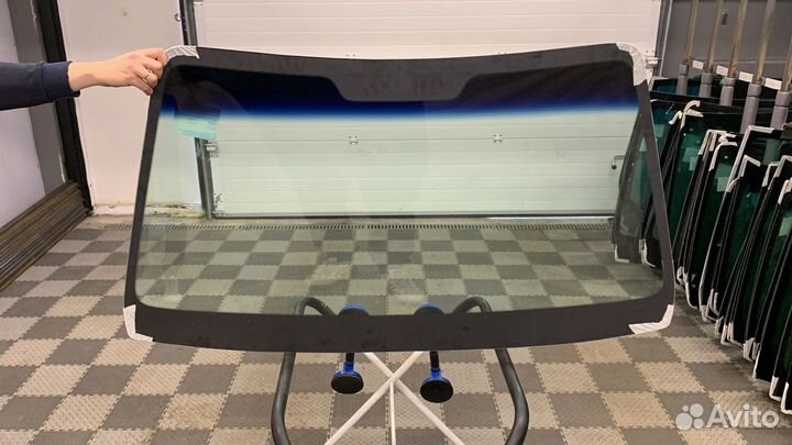 Лобовое стекло Хендай Акцент