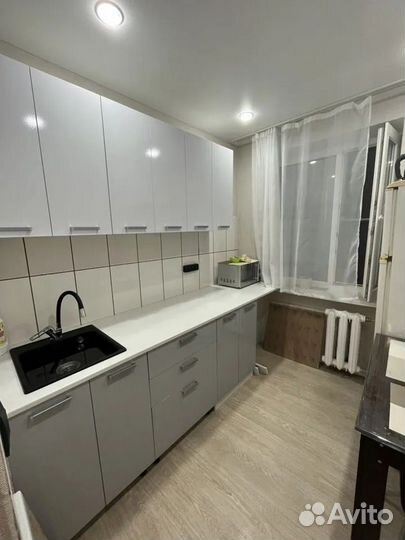 Кухня готовая 1.8м в наличии