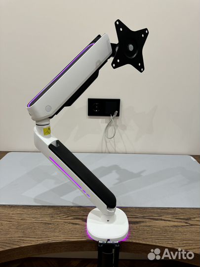 Кронштейн для монитора с подсветкой 13-34 настольн