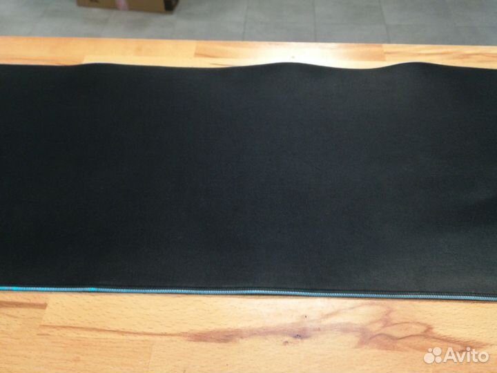 Коврик Razer rz02-025003 б.у