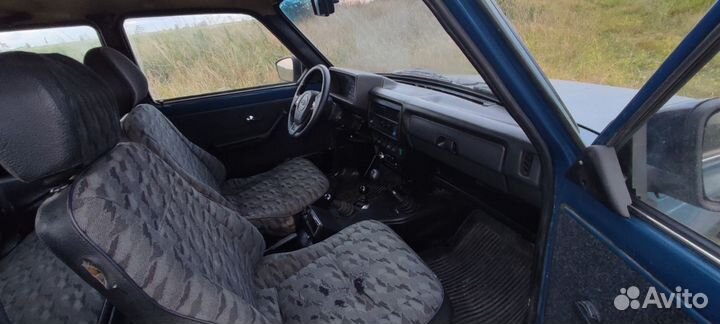 LADA 4x4 (Нива) 1.7 МТ, 2000, 190 000 км