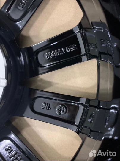 Новые Stratos Black R16 для Skoda Rapid 2022