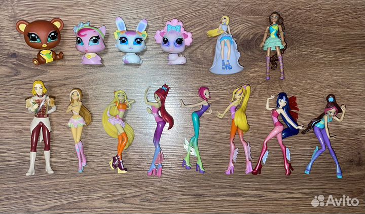 Кукла, фигурки винкс и киндер