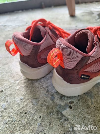 Кроссовки -ботинки для девочки 29р