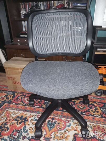 Компьютерное кресло