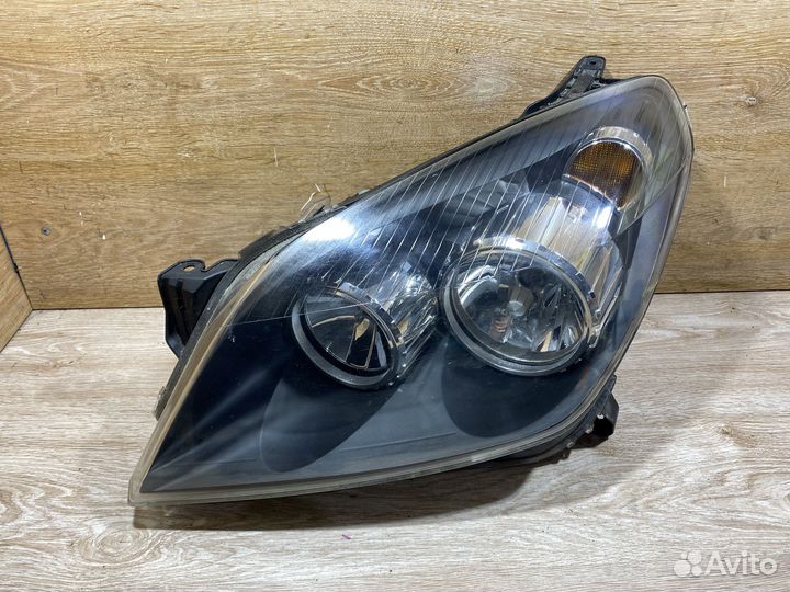 Фара передняя левая Opel Astra H 142269