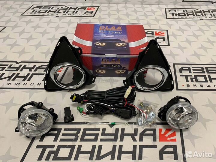 Туманки Toyota Auris 2012-2015 год R4488