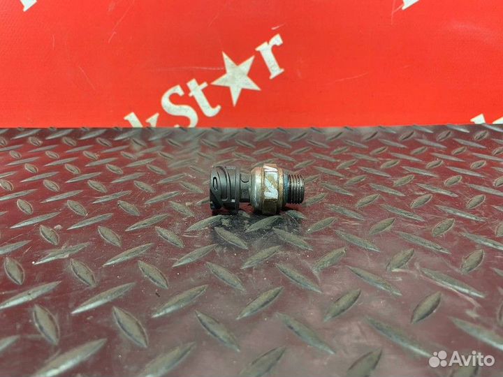 Датчик давления масла