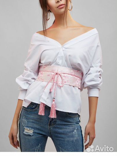 Пояс с вышивкой нарядный с бахромой розовый